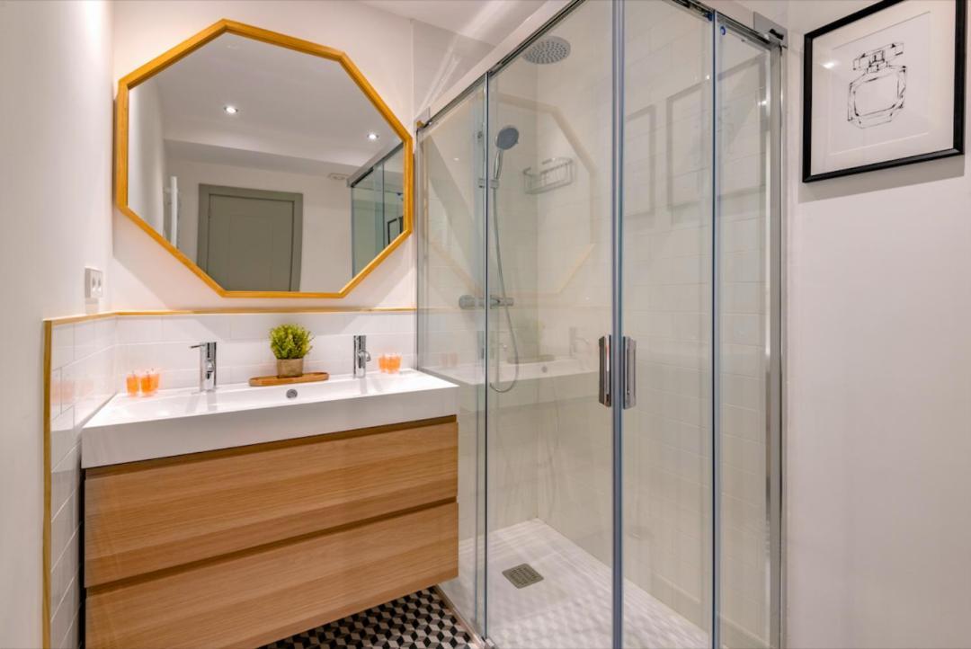 2 Bedrooms 1 Bathroom Furnished - Justicia - Incredible Views - Mintystay Madrid Exterior photo